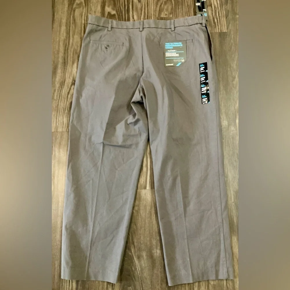NWT‎ Savane Pleated Ultimate Performance Chino Pants 40/29